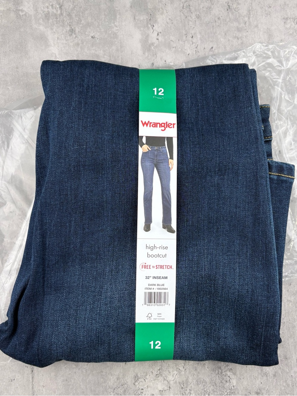 Women’s wrangler high rise boot cut stretch jeans size 12 32” inseam new